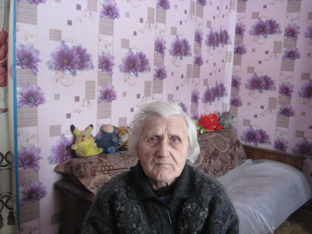 Серебряные волонтеры поздравили с 80-летним юбилеем со дня рождения бабушку 