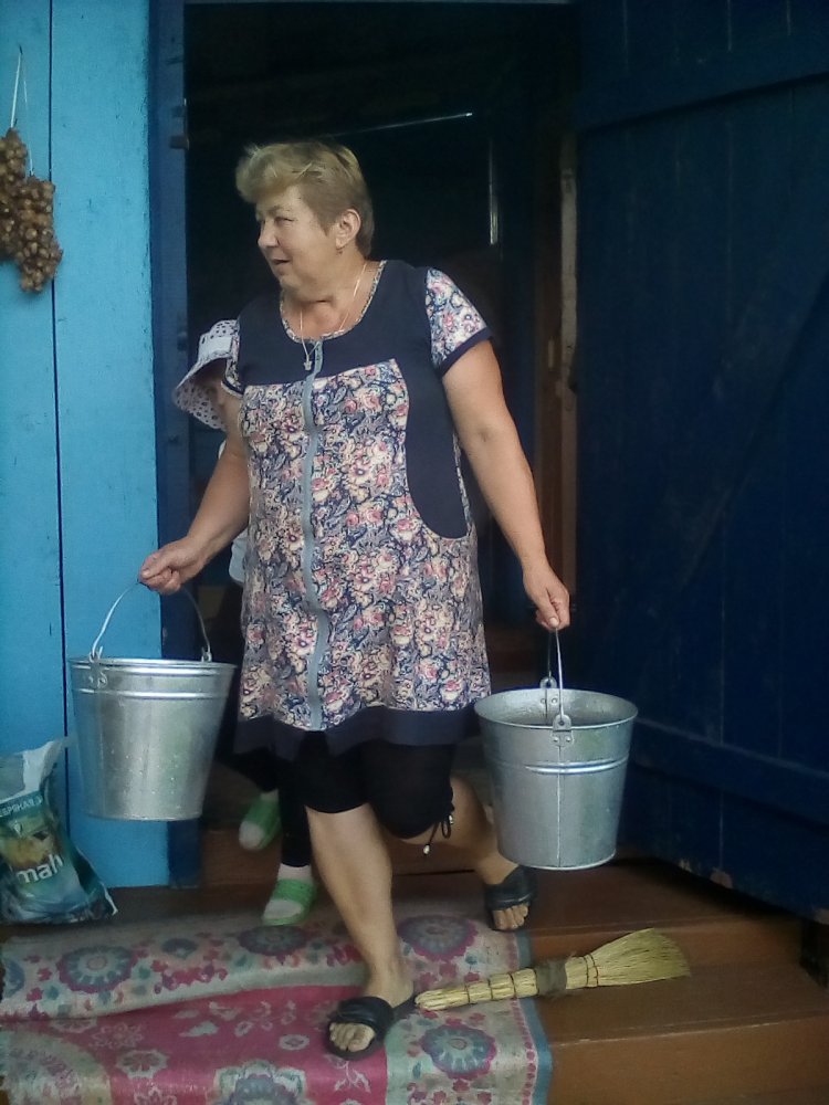 Серебряными волонтерами проведено мероприятие по оказанию социально-бытовой помощи нуждающимся гражданам пожилого возраста