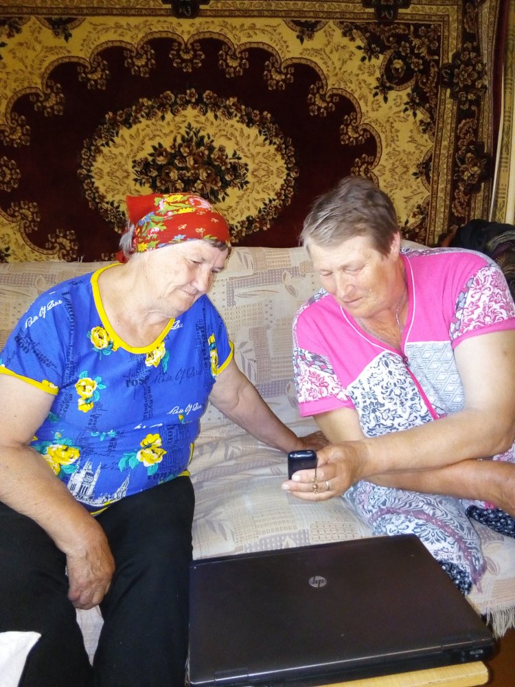  Серебряными волонтерами проведено мероприятие  по направлению: работа с гражданами пожилого возраста по изучению функций мобильных телефонов, компьютера