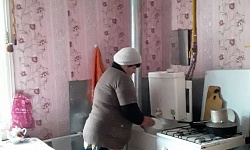 Серебряными волонтерами проведена  благотворительная акция по оказанию социально-бытовой помощи гражданам пожилого возраста