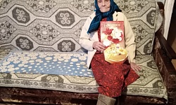 Серебряными волонтерами проведено мероприятие, по поздравлению с 95  летним юбилеем со дня рождения Нины Ильиничны